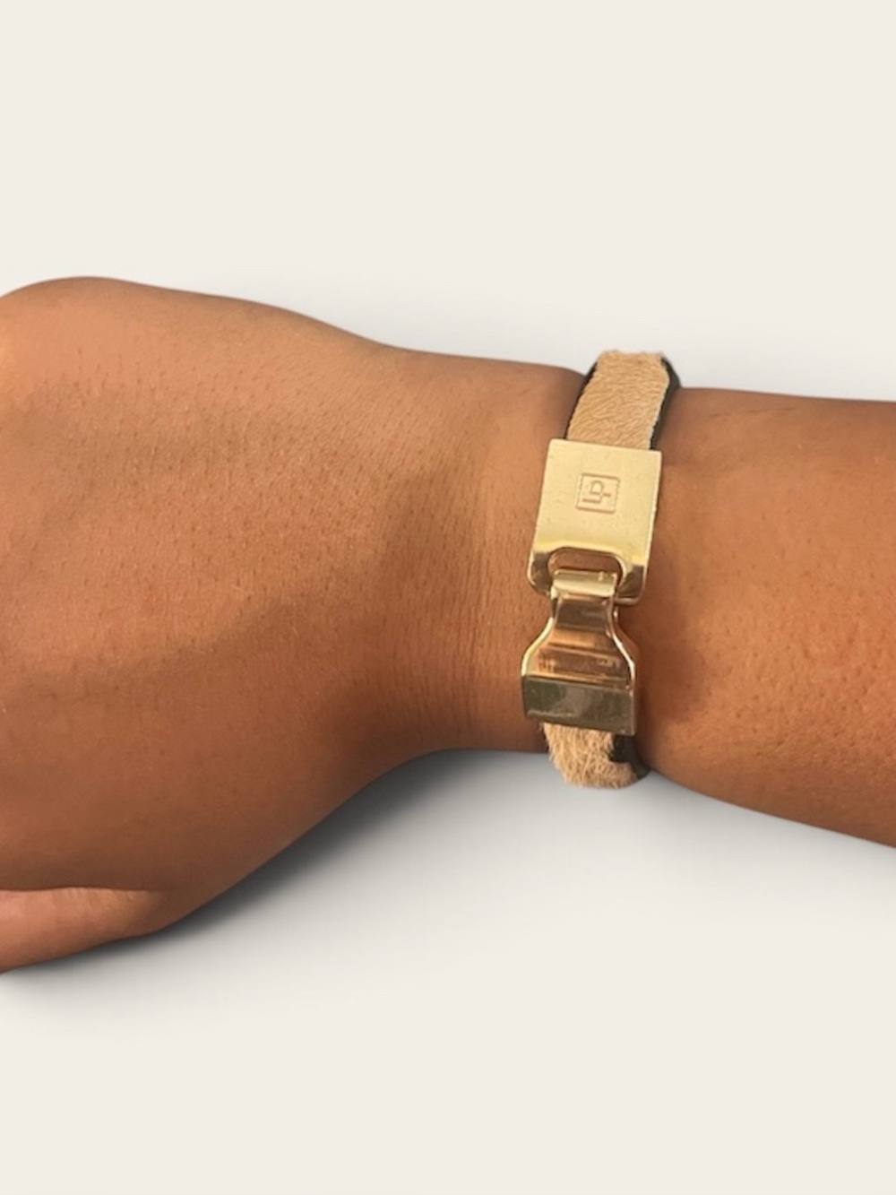 Linea  Pelle Gold Clasp Leather Strap Bracelet size 6.5